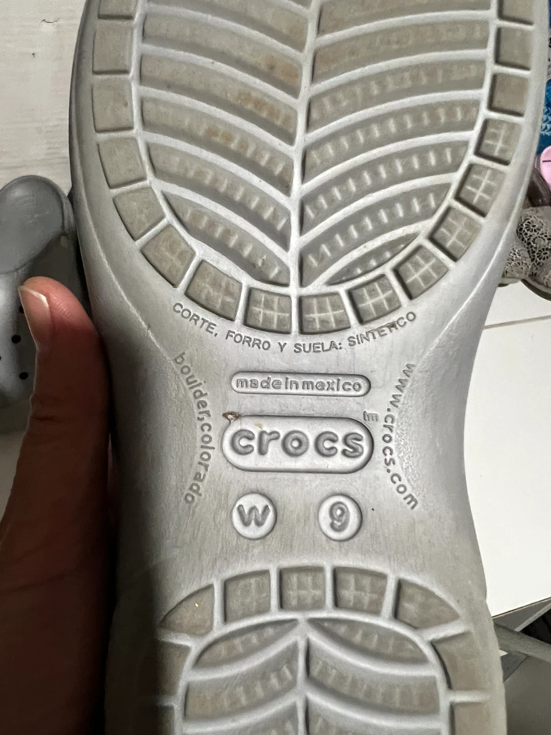 ⚽ Crocs Women's Size 9 Grey Clogs - photo 2