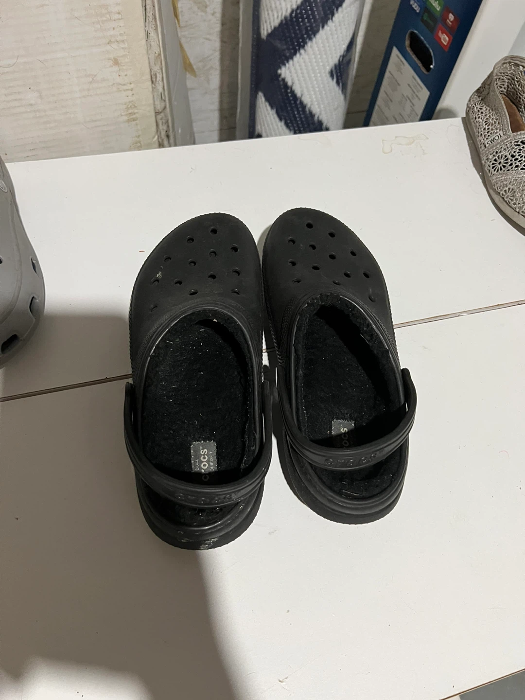 ⚽ Black Lined Crocs J6 - photo 2