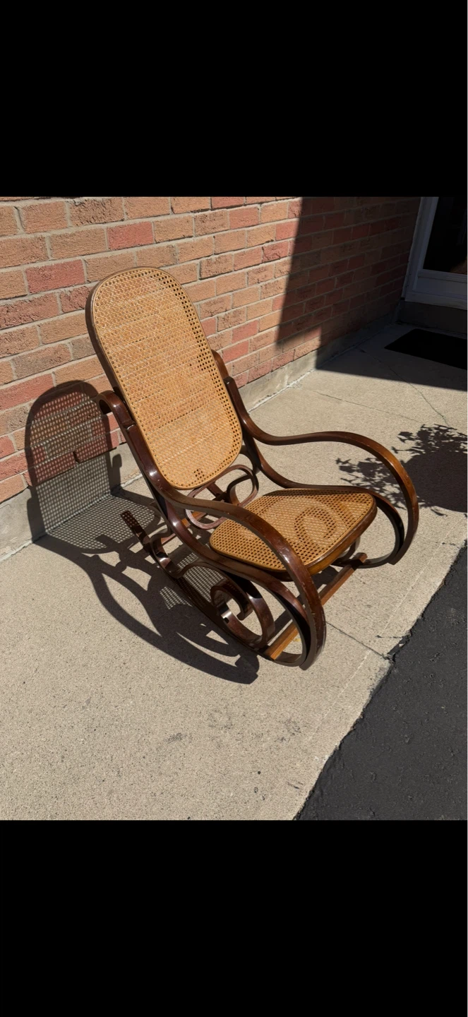 Comfortable Rocking Chair