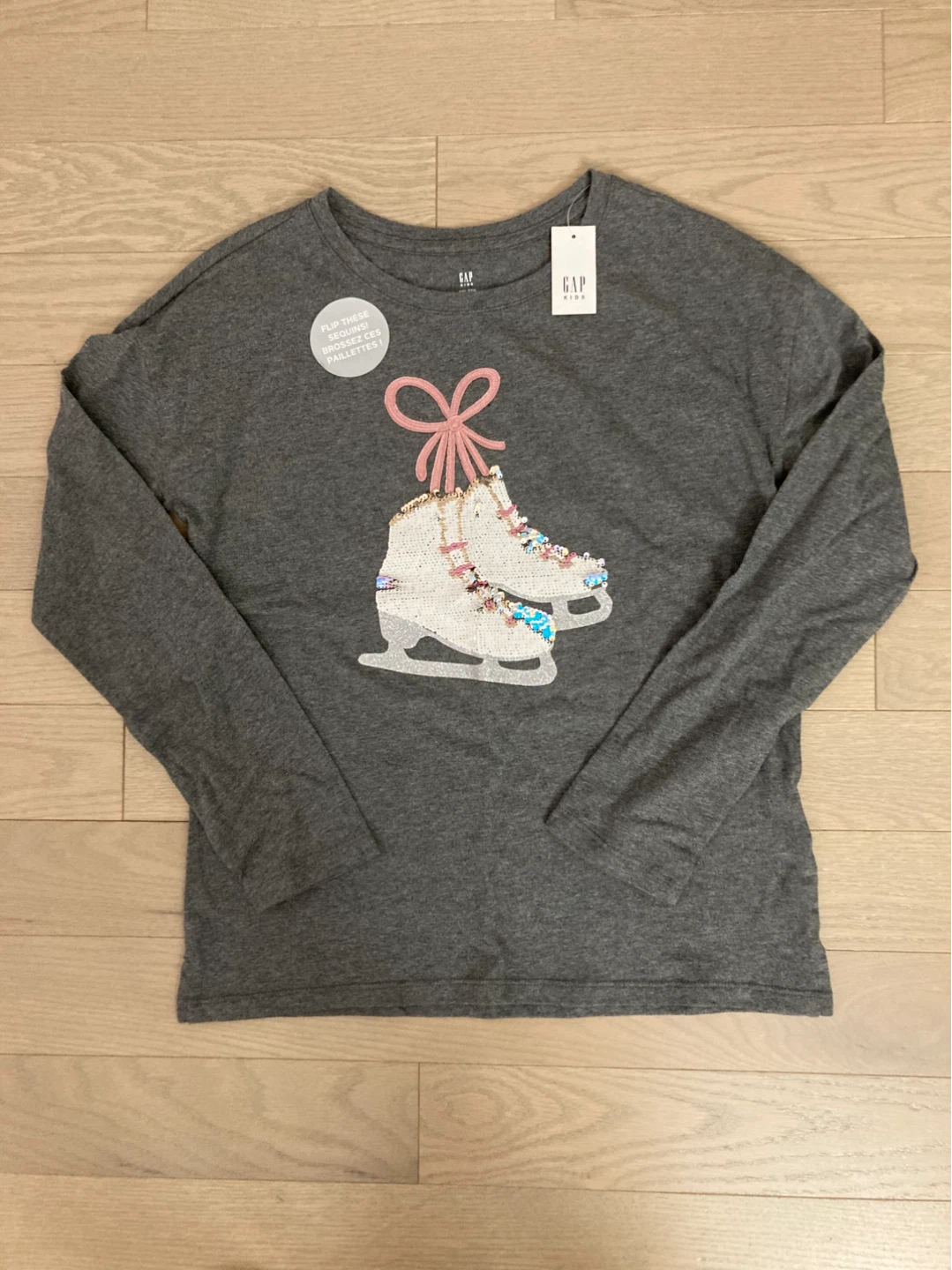 ⚽️Gap Kids Long Sleeve T-Shirt XXL TTG (14-16)