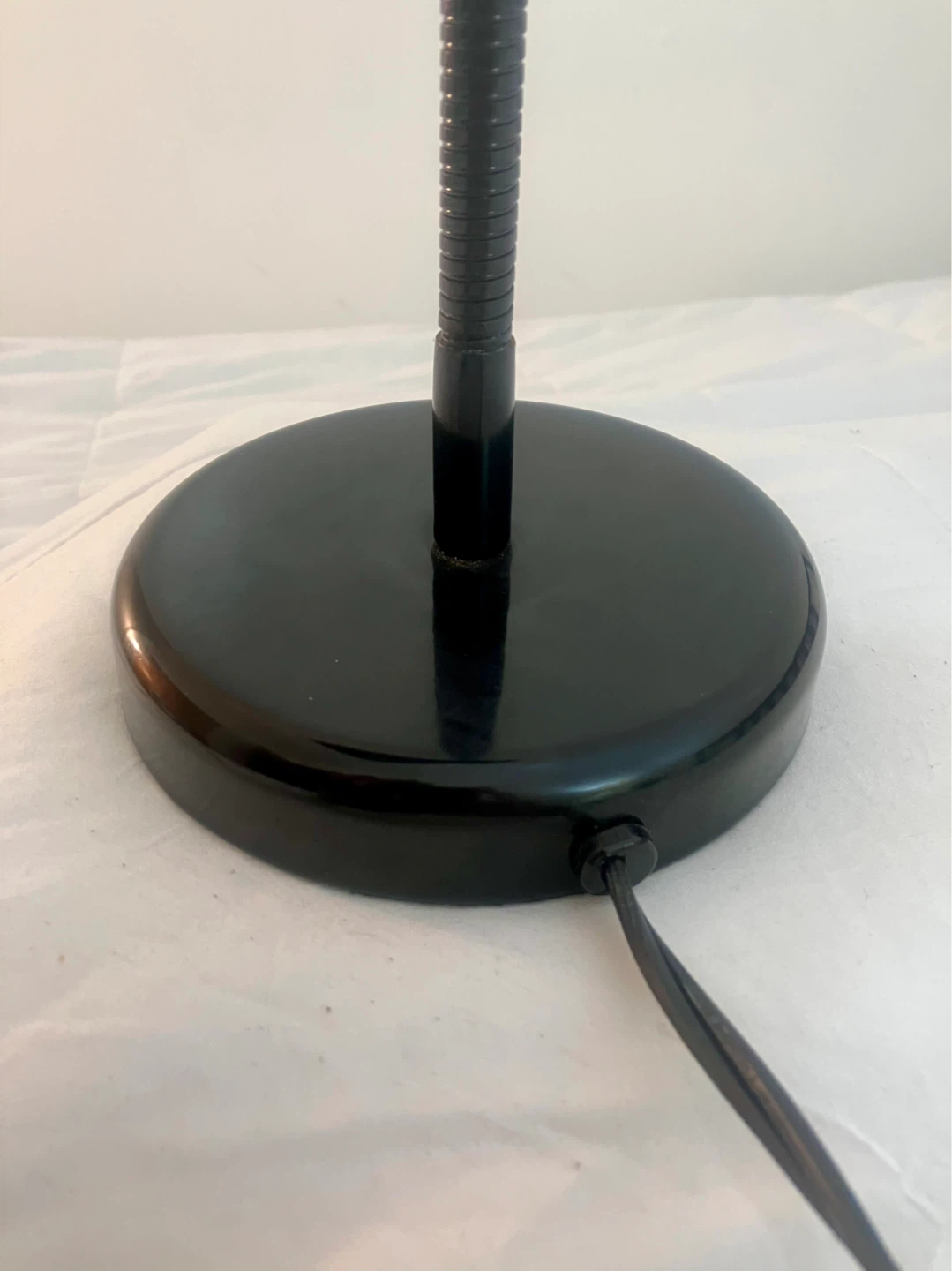 Black Gooseneck Desk Lamp 17” x 8” - Excellent Condition - photo 5