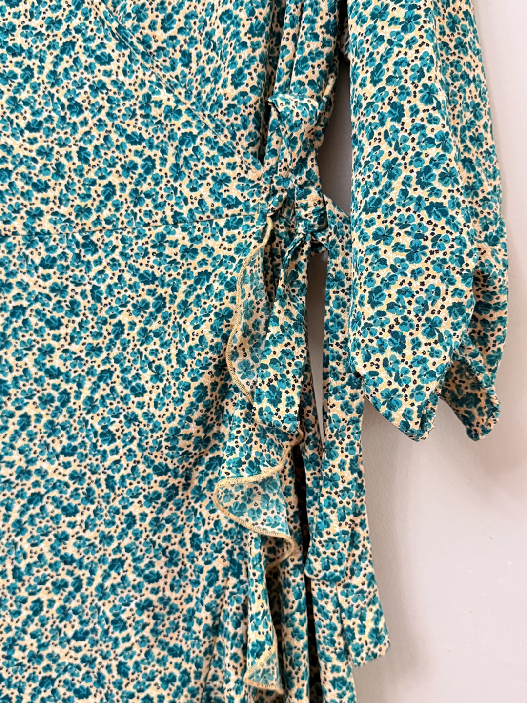 New Vero Moda Floral Wrap Dress - Size M - photo 5