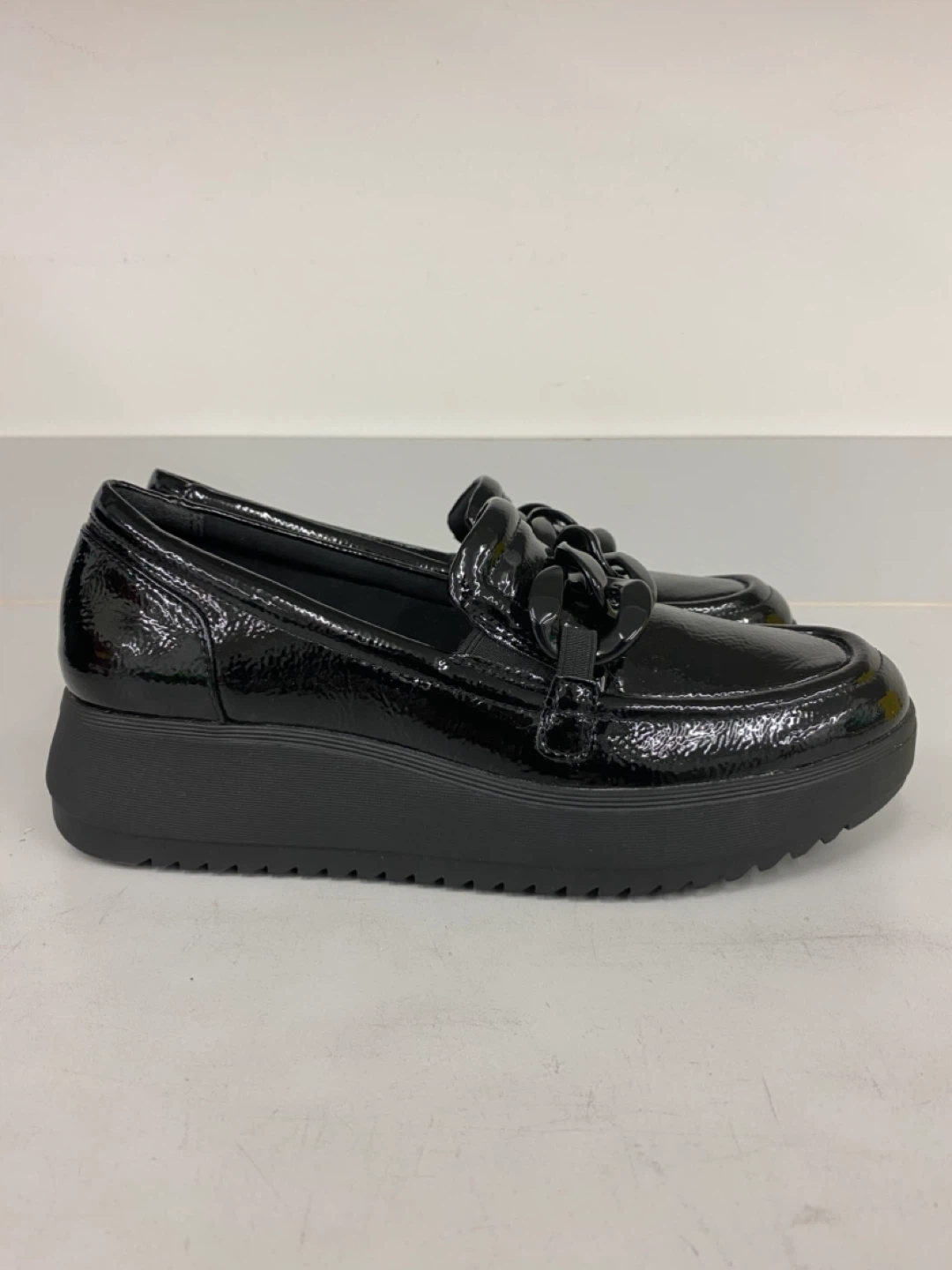 Clarks Collection Black Patent Chain Loafers - 8 - photo 4