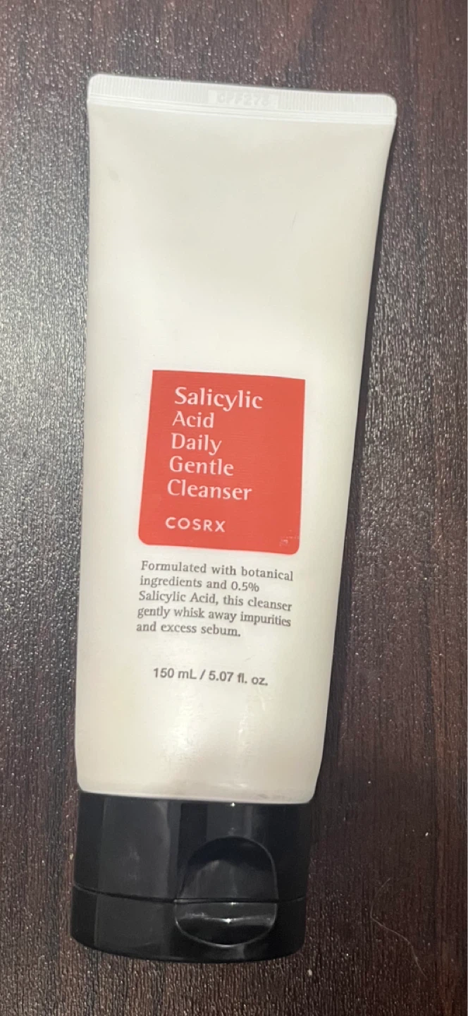 COSRX Salicylic Acid Daily Gentle Cleanser ⚽️