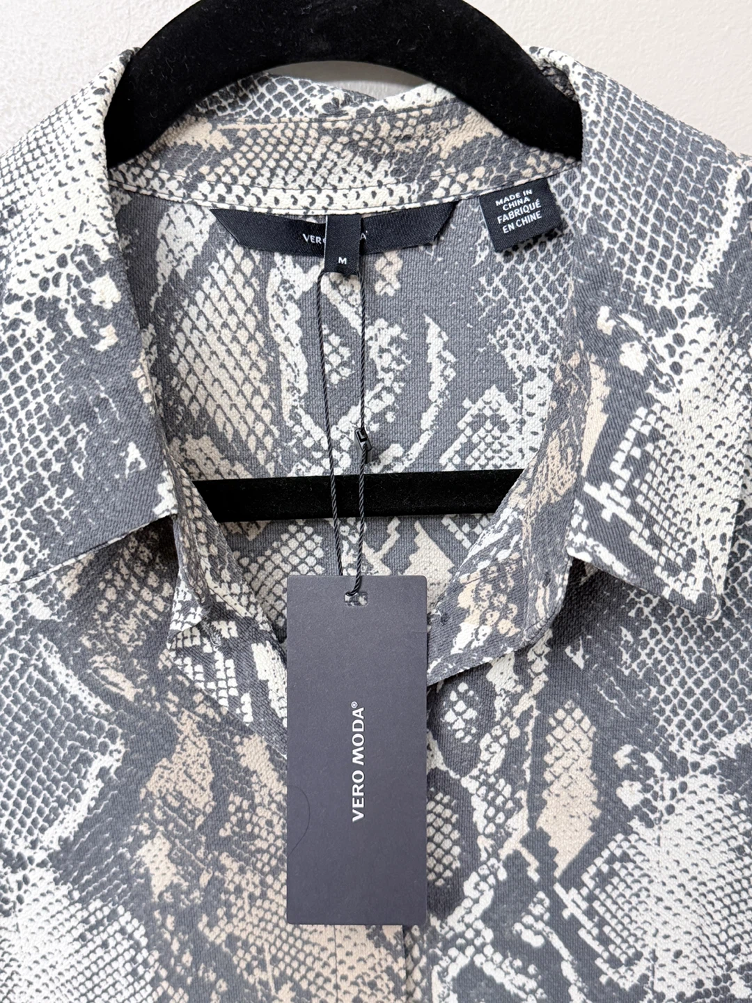 New Vero Moda Snakeskin Shirt Dress - Size Medium - photo 4