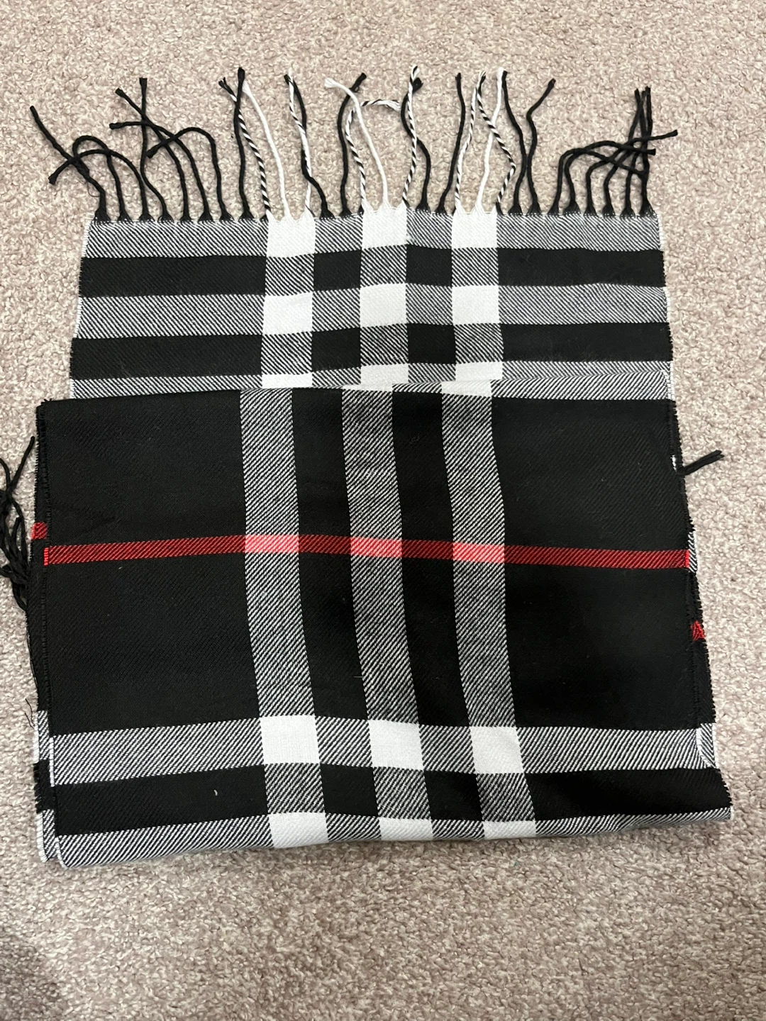 ‼️Summer sale‼️Burberry black checker design