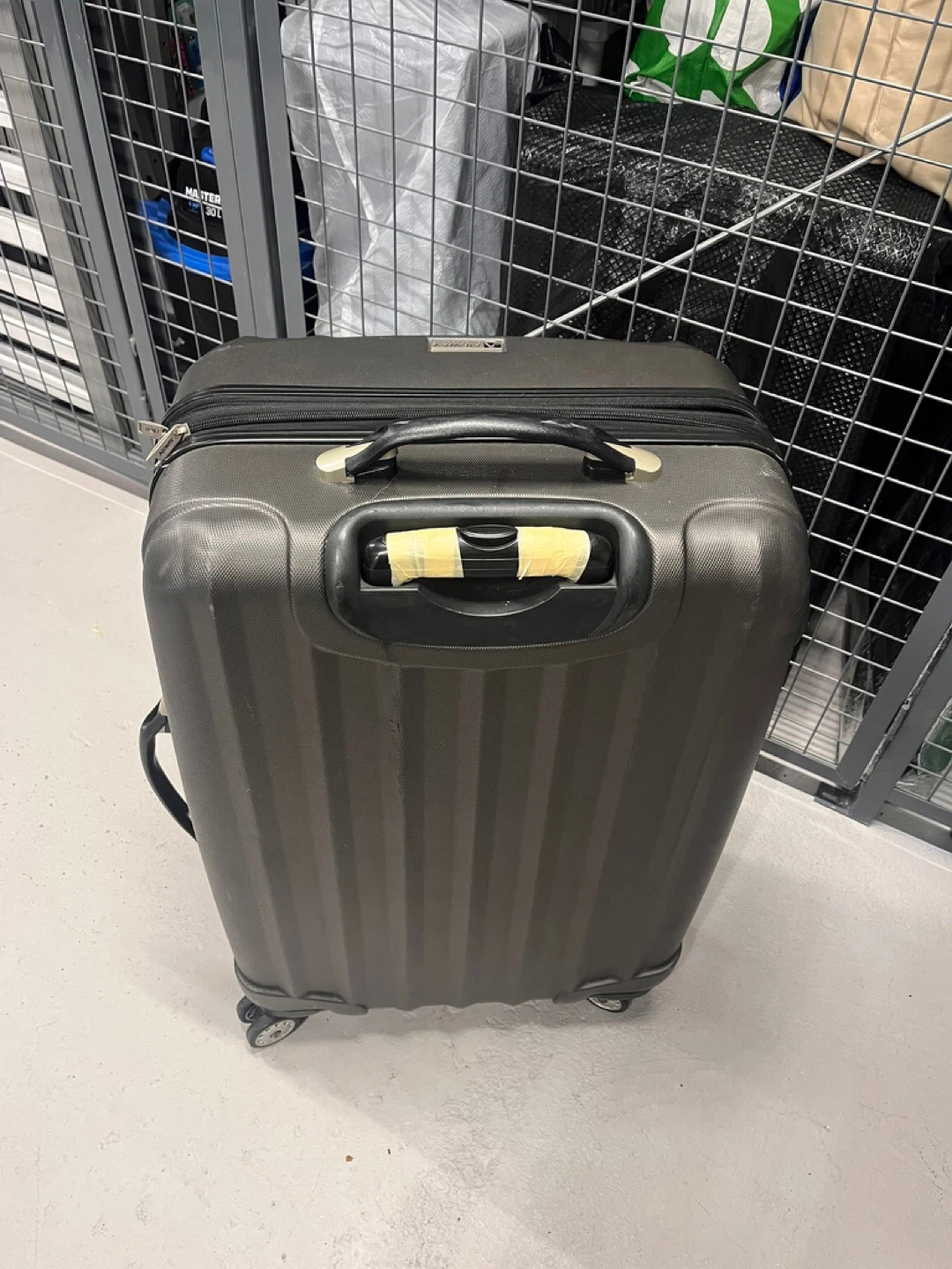 ⚽ Airway Luggage Rolling Suitcase - photo 5