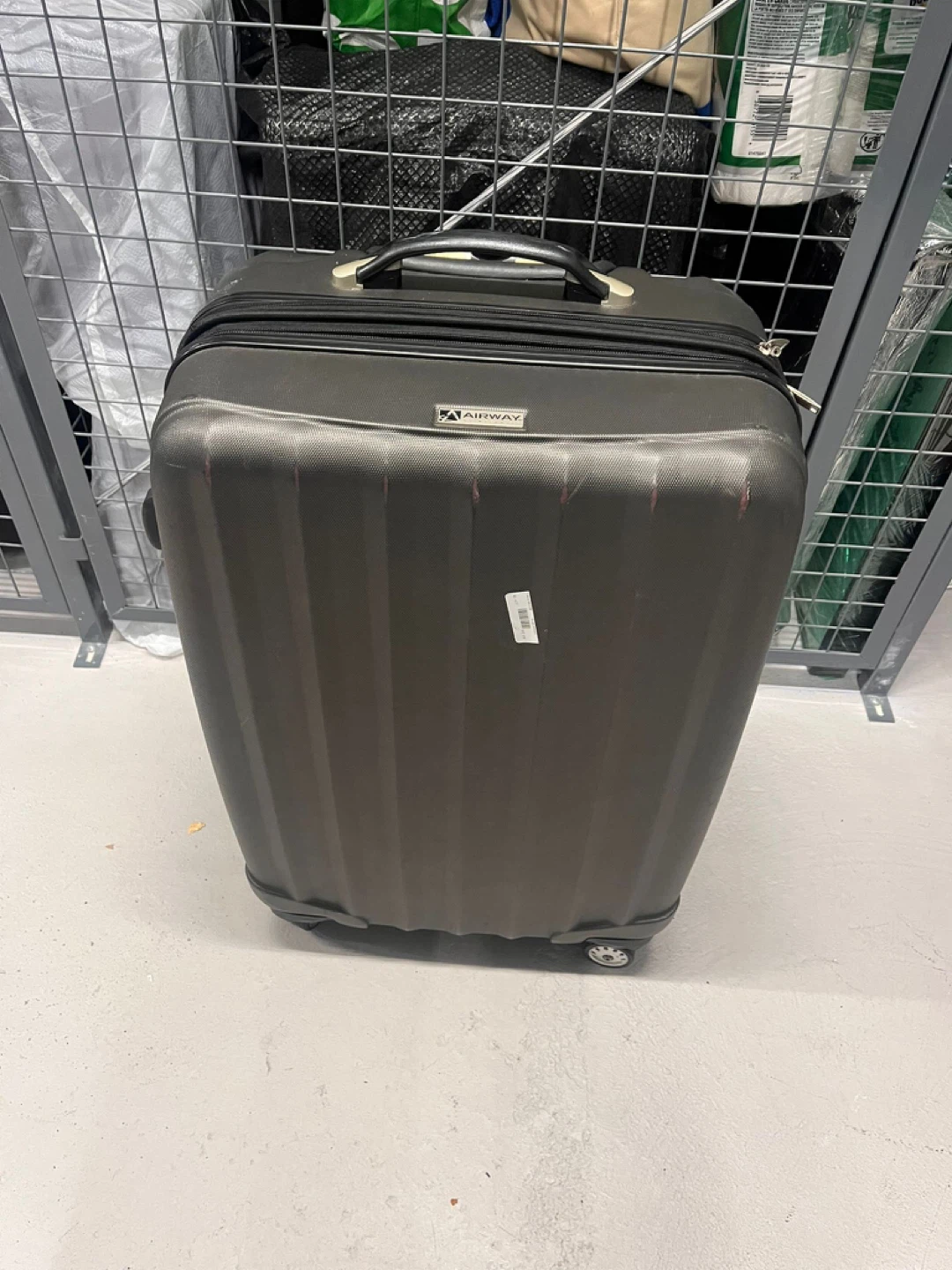 ⚽ Airway Luggage Rolling Suitcase