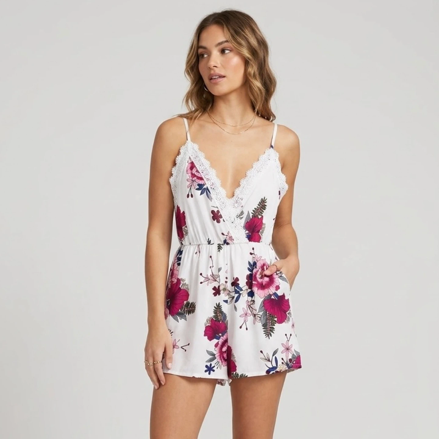 New PatPat Floral Summer Romper with Lace Trim - Size M