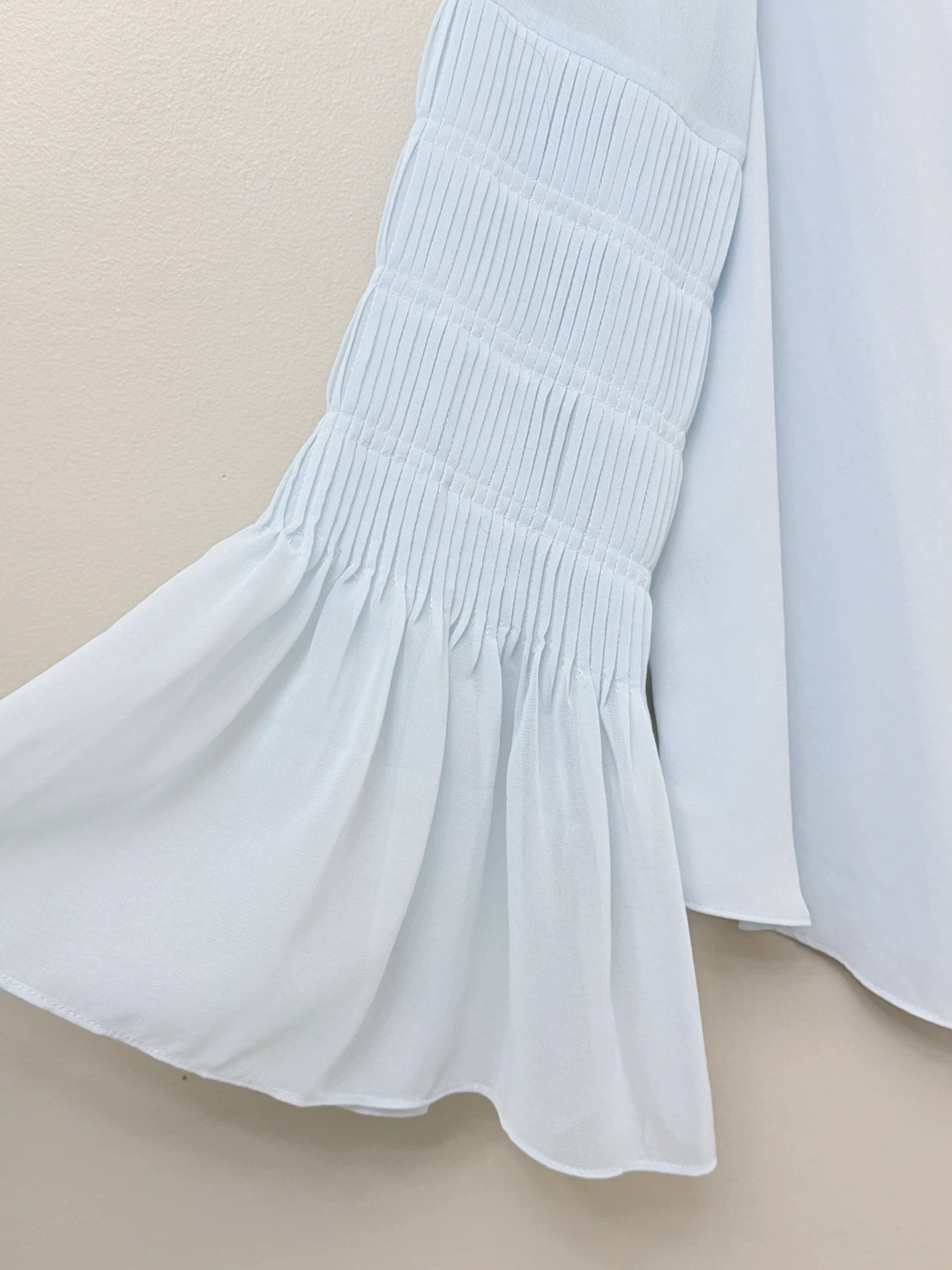 H Halston Light Blue Statement Flare Sleeve Blouse - Size Medium - photo 4