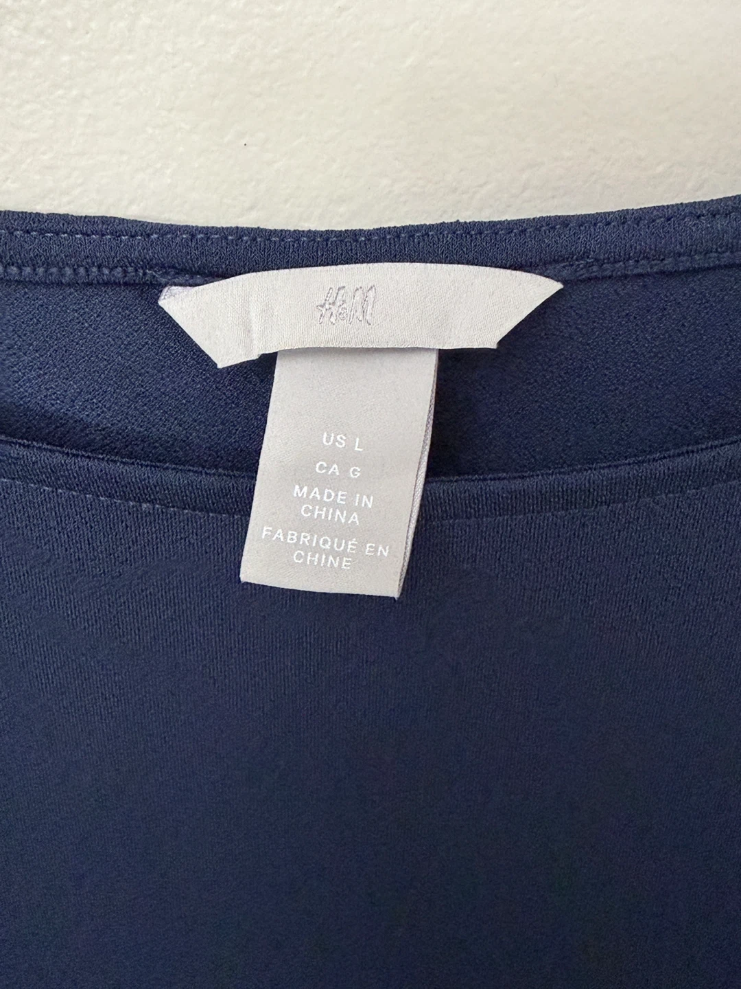 H&M Navy Blue Short Sleeve Blouse - Size L - photo 3