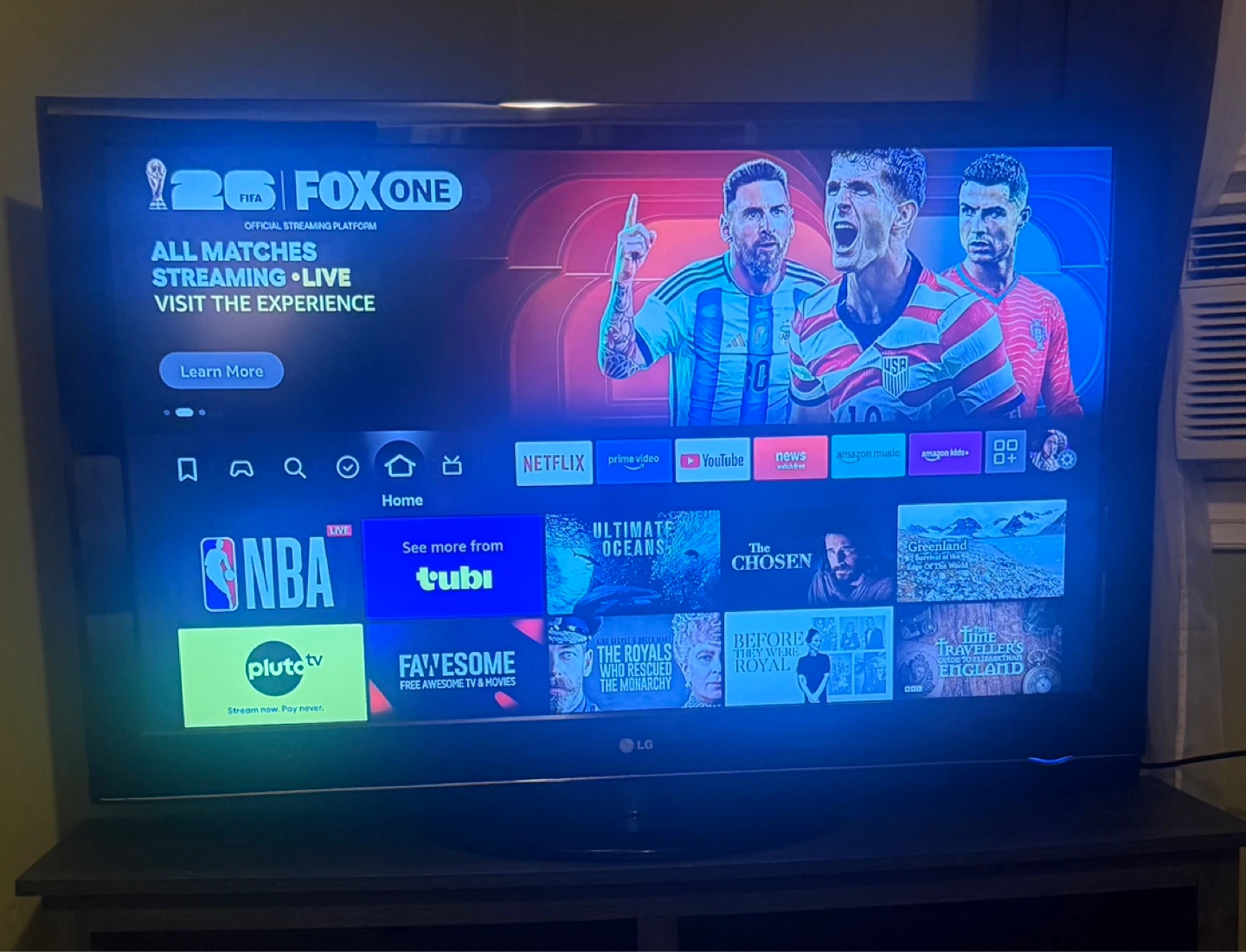 Moving Sale!! LG 55" 1080p HDTV TV