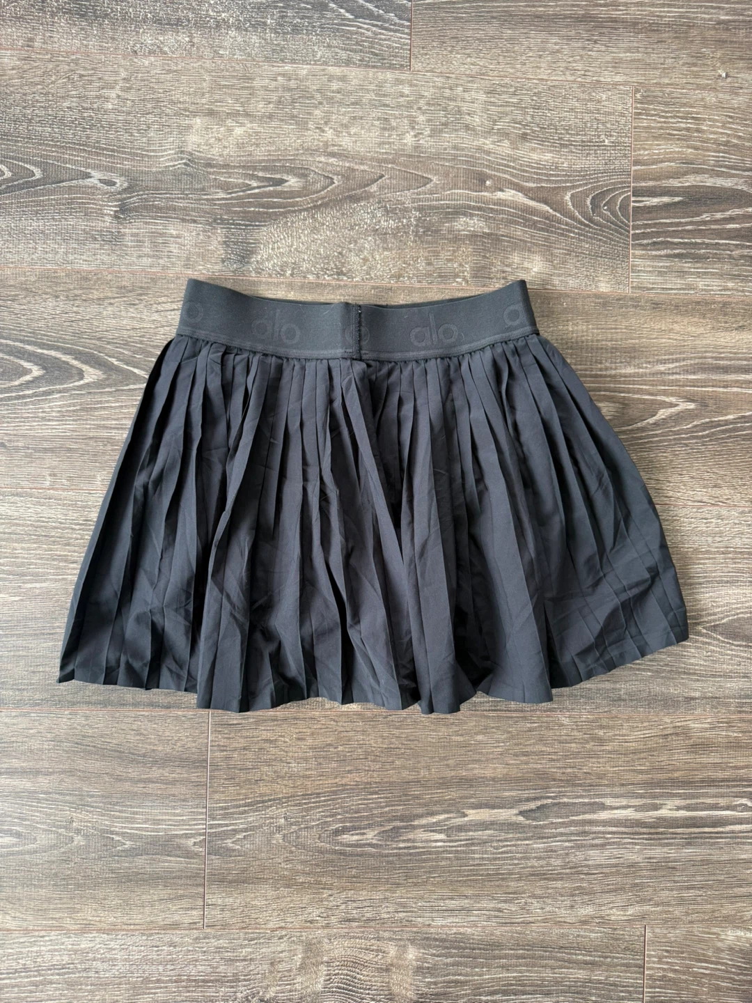 ⚽️ALO Tennis Black Pleated Skirt size small - photo 3