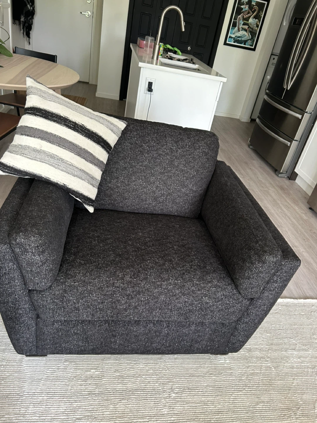 Living room chair - photo 3
