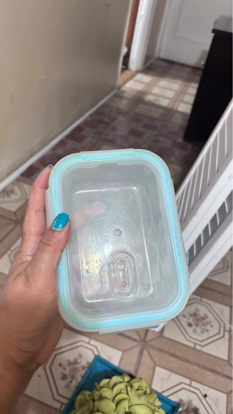 ⚽ Glass Food Storage Container with Blue Lid
