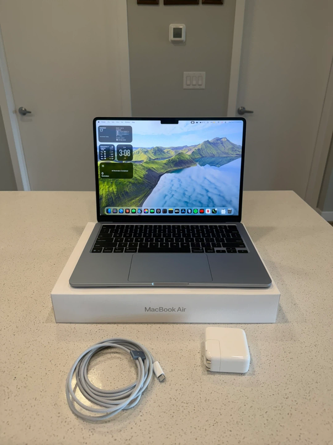 Apple MacBook Air M4 2025 - photo 3