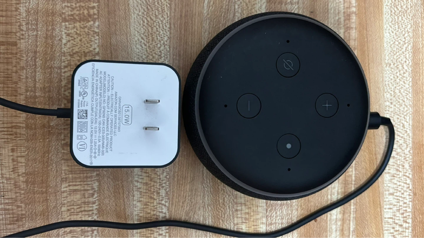 ⚽ Amazon Echo Dot (3rd Gen) Smart Speaker - photo 3