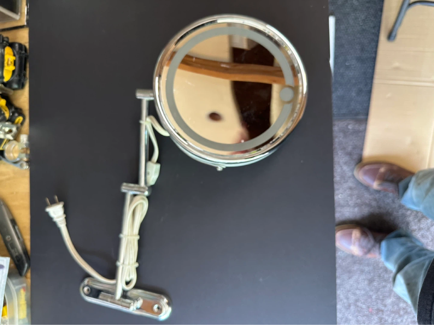 Wall Mount Vanity Mirror with Light - photo 2