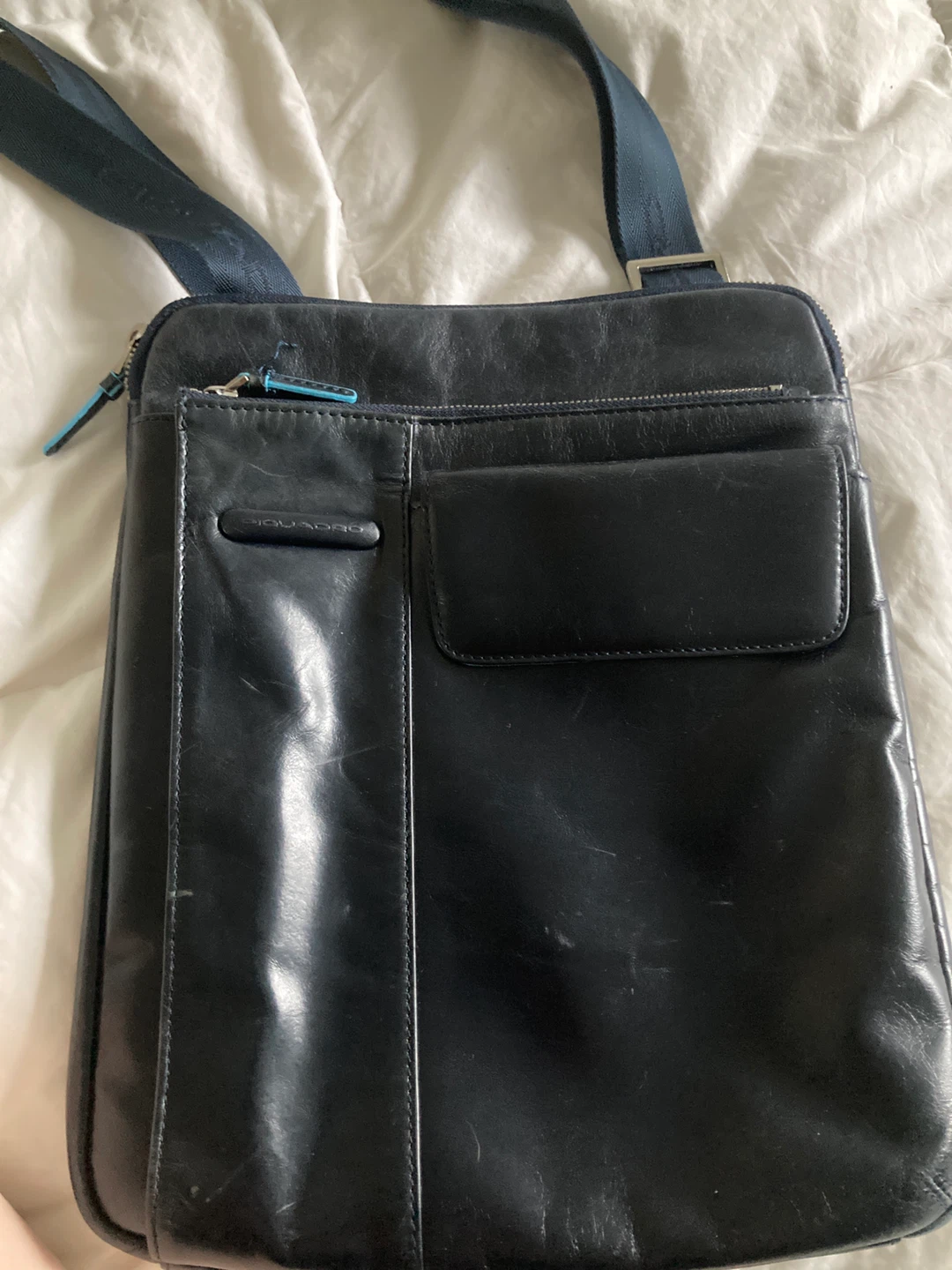 Piquadro DD 2730 Black Leather Messenger Bag