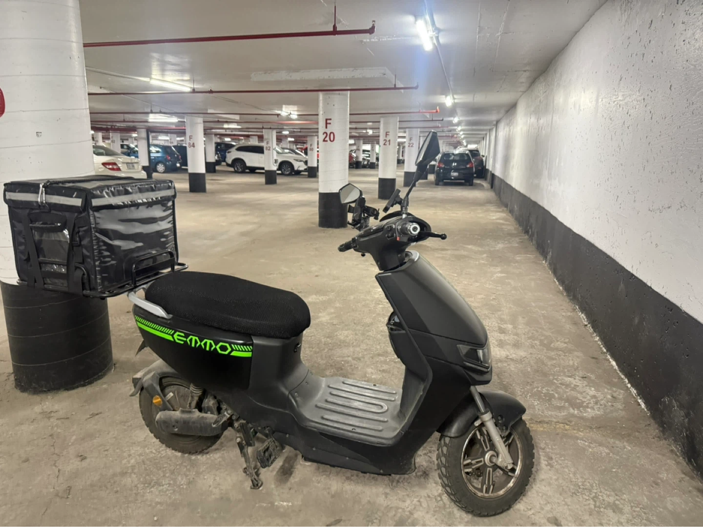 Emmo Electric Scooter with Delivery Box - photo 3