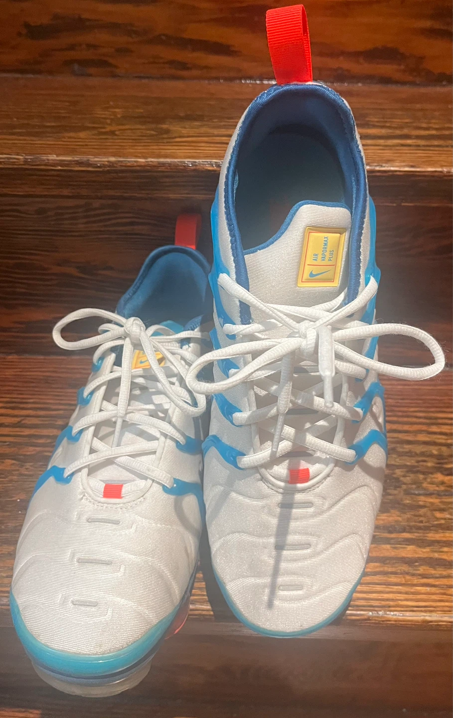 Nike Air Vapormax Plus Sneakers Men’s Size 9.5 - photo 4
