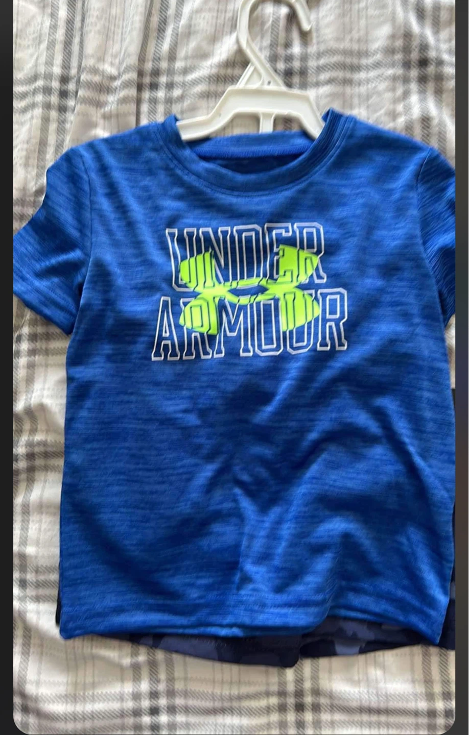 Under Armour T-Shirt and Shorts Set (New)⚽️