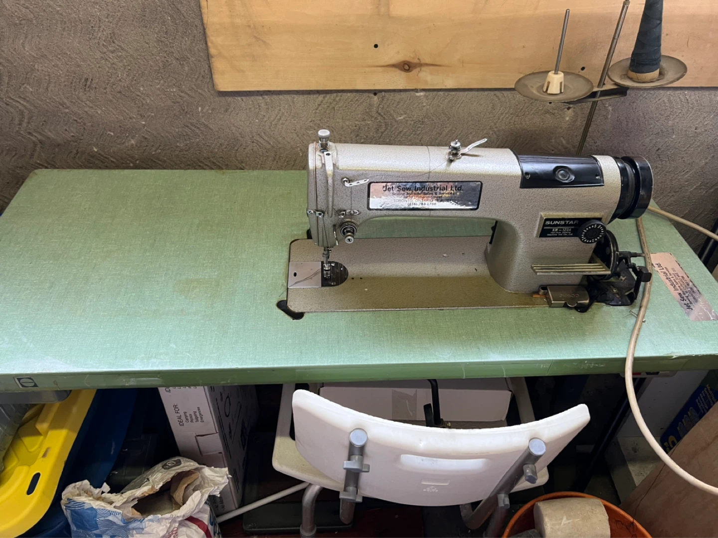 Sunstar Industrial Sewing Machine - photo 3