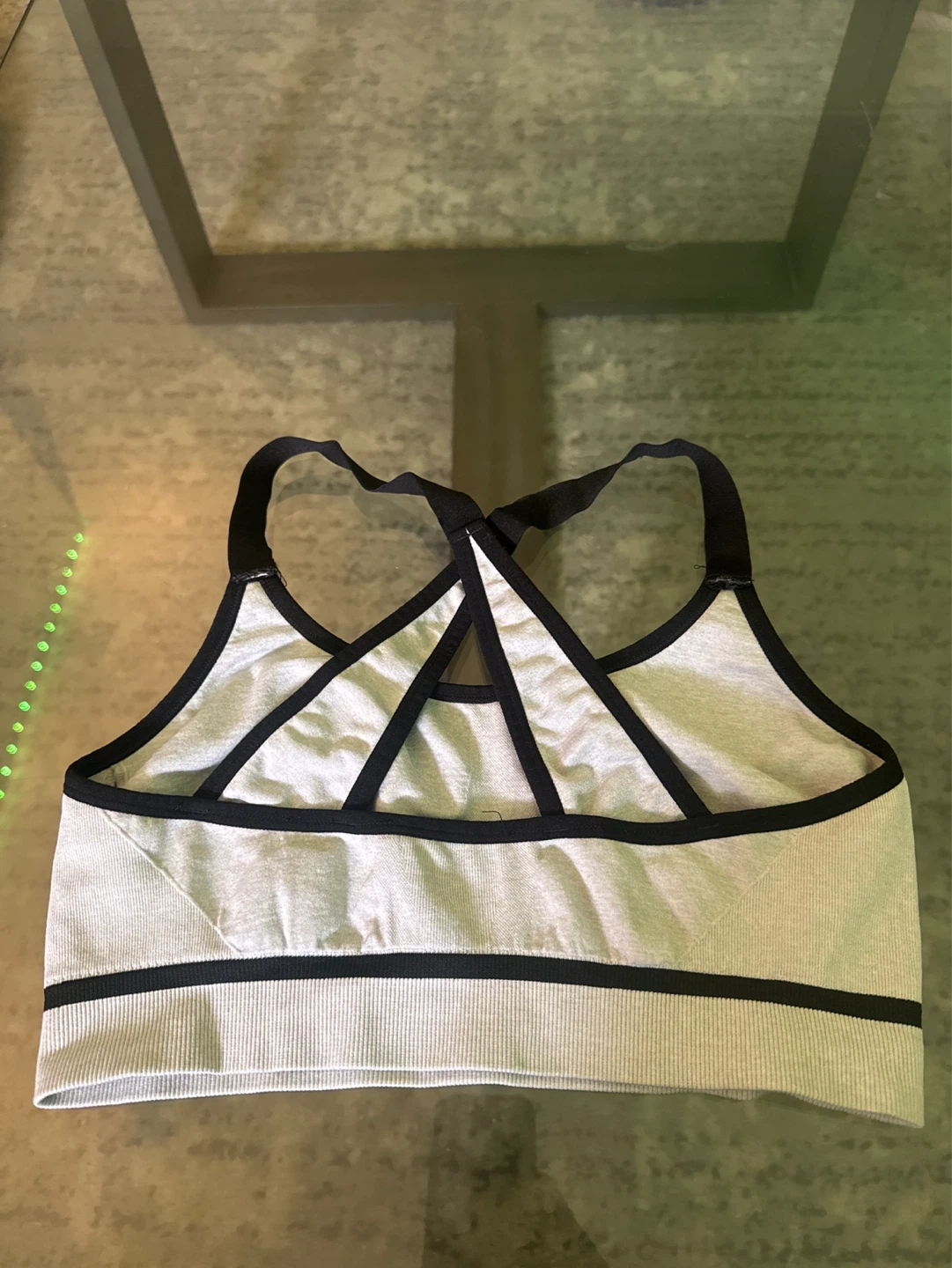 ⚽️ Grey New Balance Sports Bra with Black Trim - Size M - photo 2