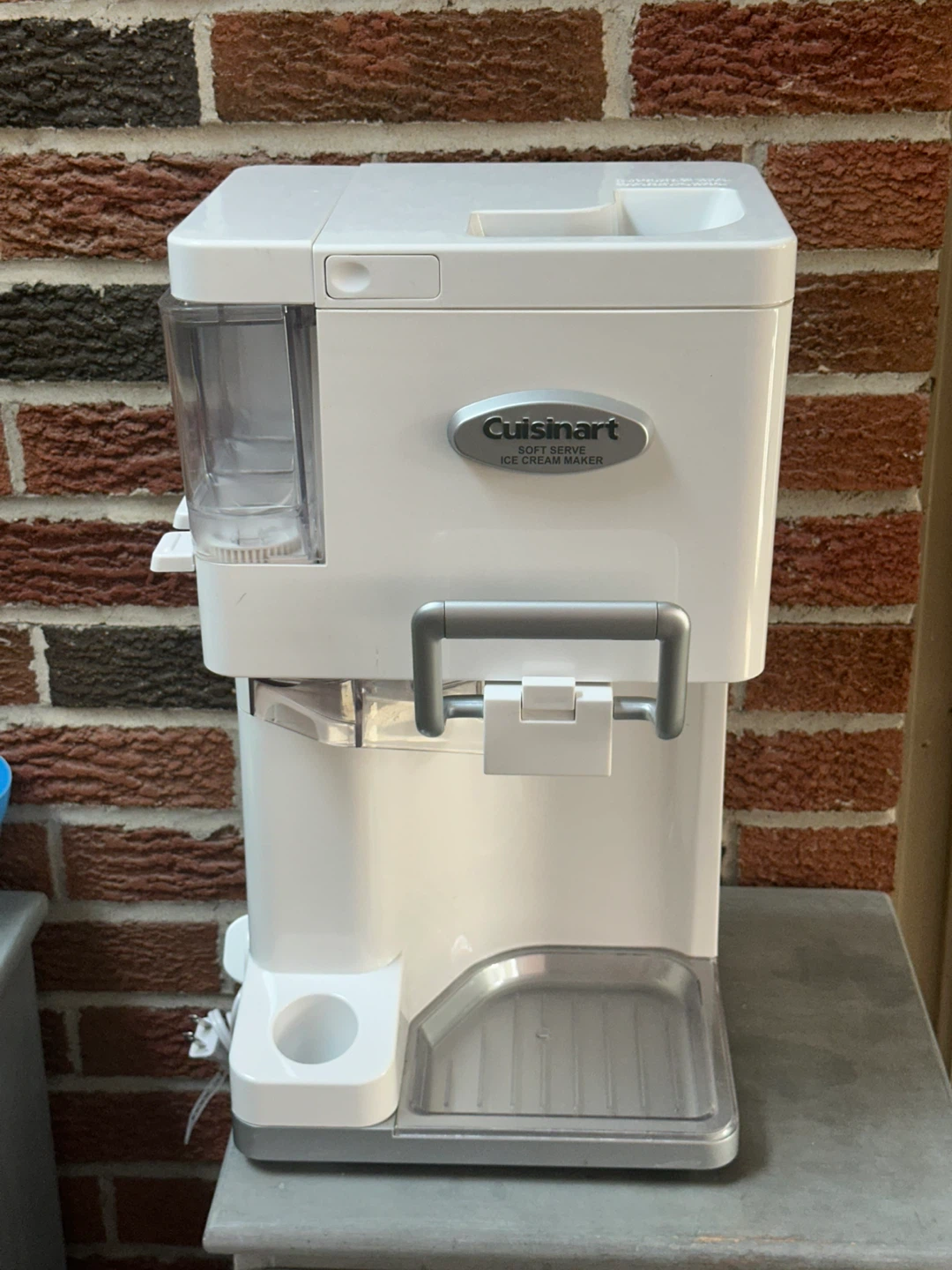 Cuisinart Soft Serve Ice Cream Maker - photo 2
