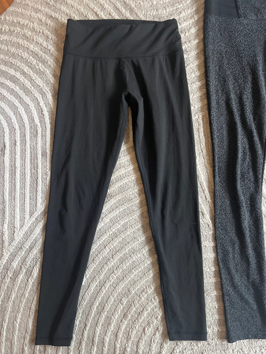 $5 leggings - no issues Sz small - photo 2