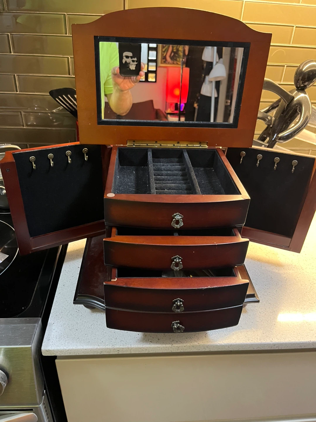 Bombay Jewellery Box with Mirror - photo 3