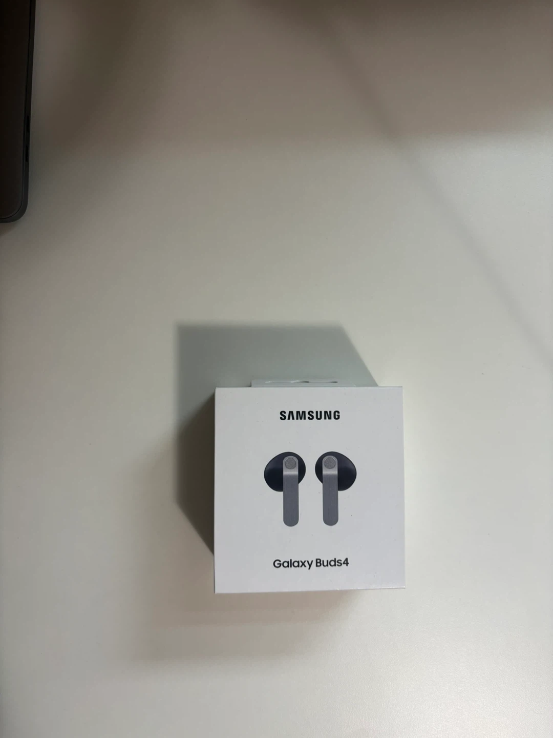Samsung Galaxy Buds4 Wireless Earbuds