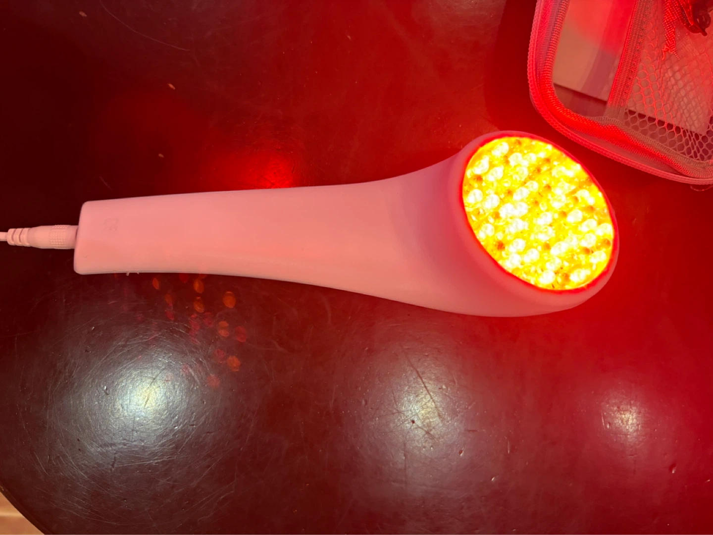 Red light therapy for face - photo 2