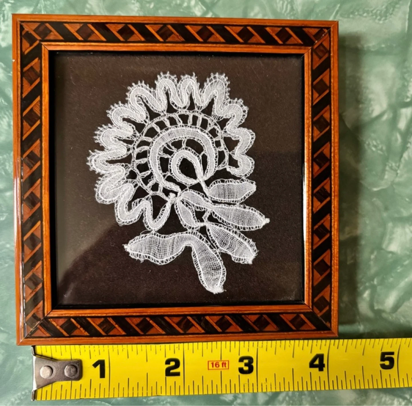 ⚽️Genuine Antique Honiton Lace Framed Art (Set of 2) - photo 3
