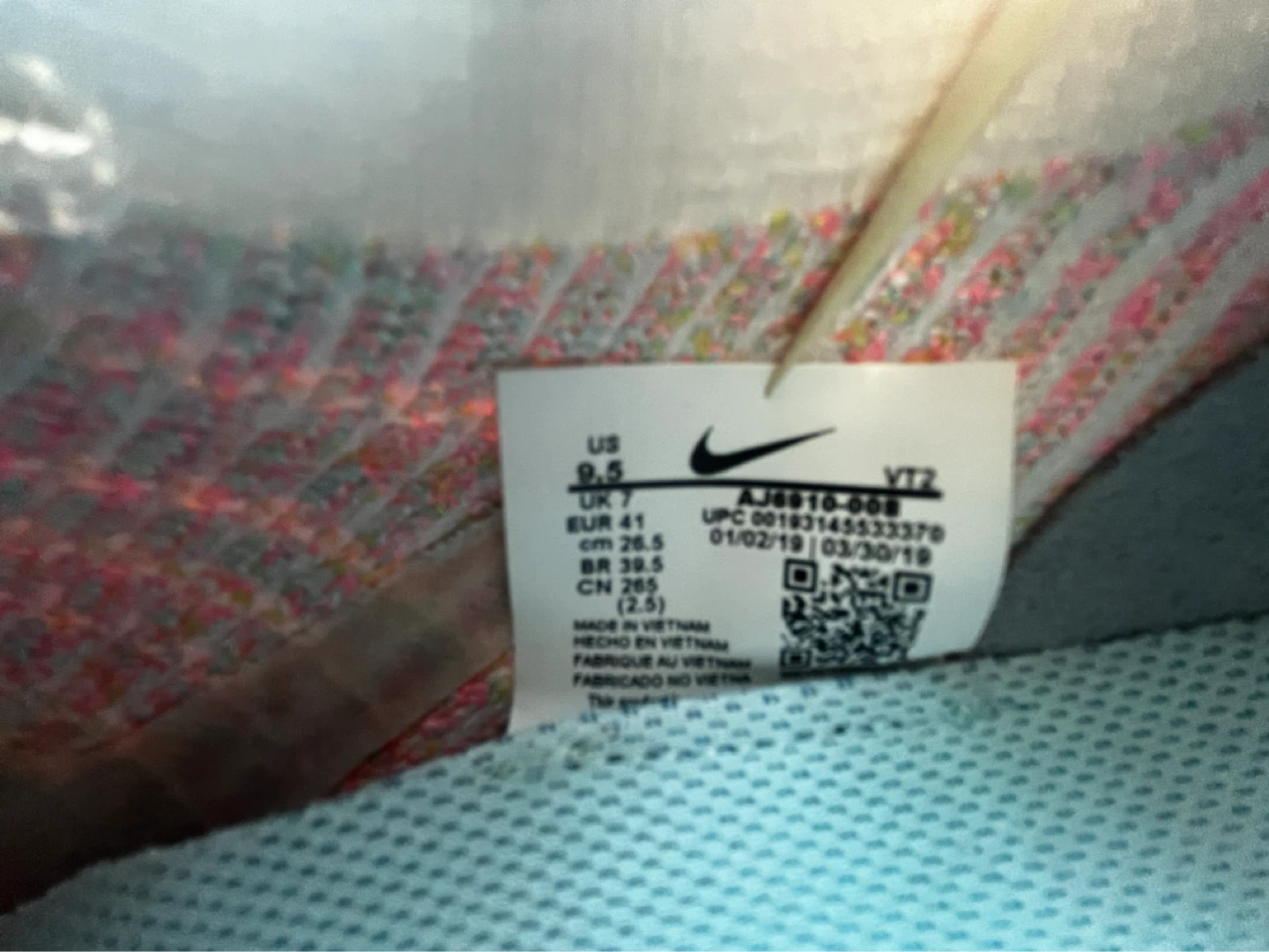 Nike Air VaporMax 3 Flyknit Shoes - photo 2