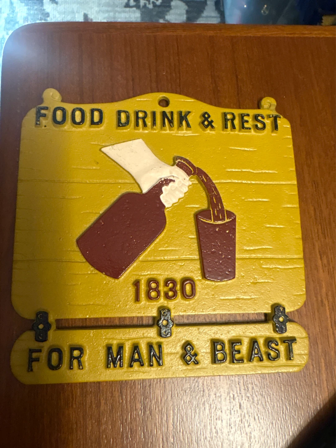 ⚽️Vintage Food Drink & Rest For Man & Beast Sign