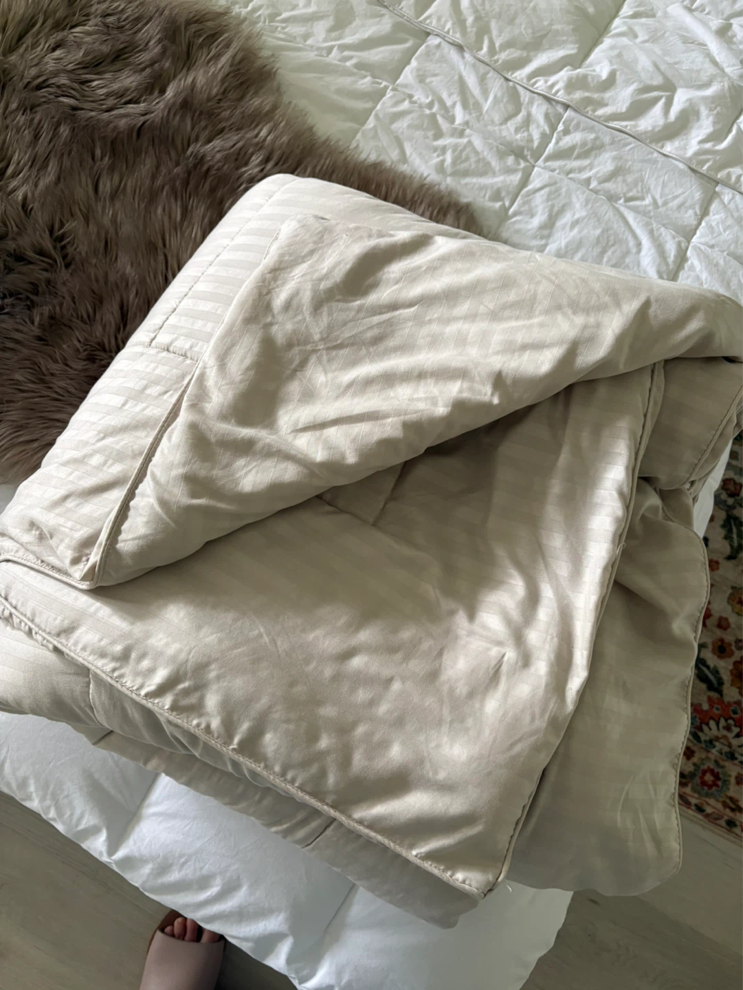 Lightweight Beige Queen size comforter - photo 5