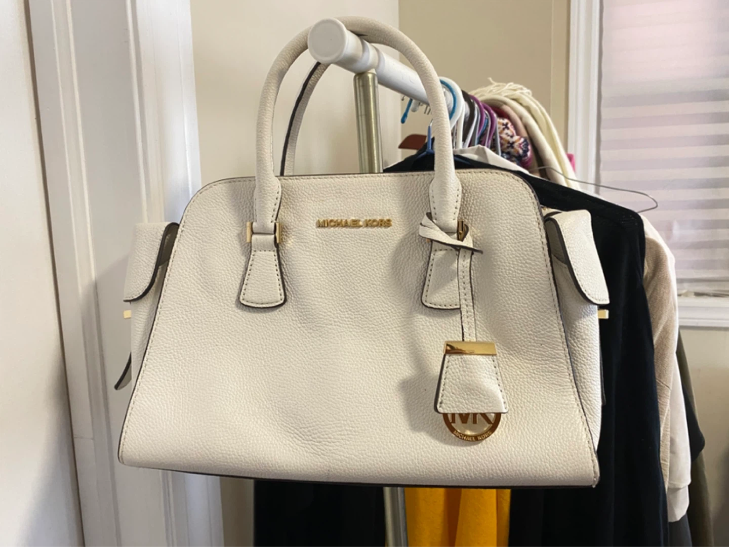 ❗️MUST GO BY 6/22❗️ Michael Kors White Leather Satchel Handbag