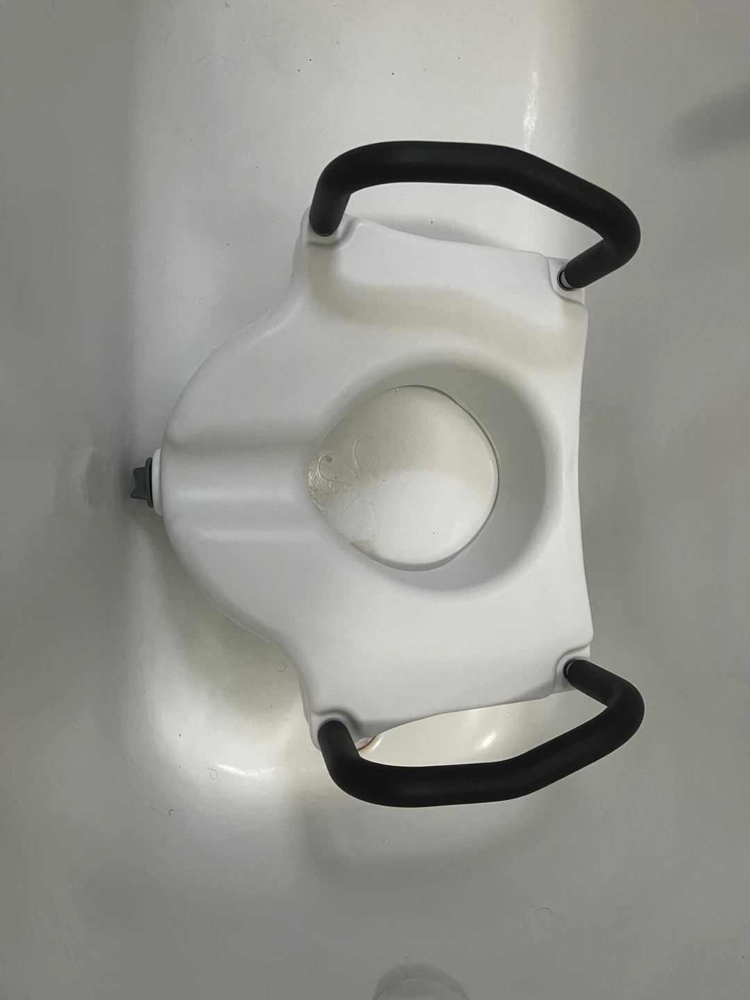 Brand new toilet seat lifter FREE - photo 2