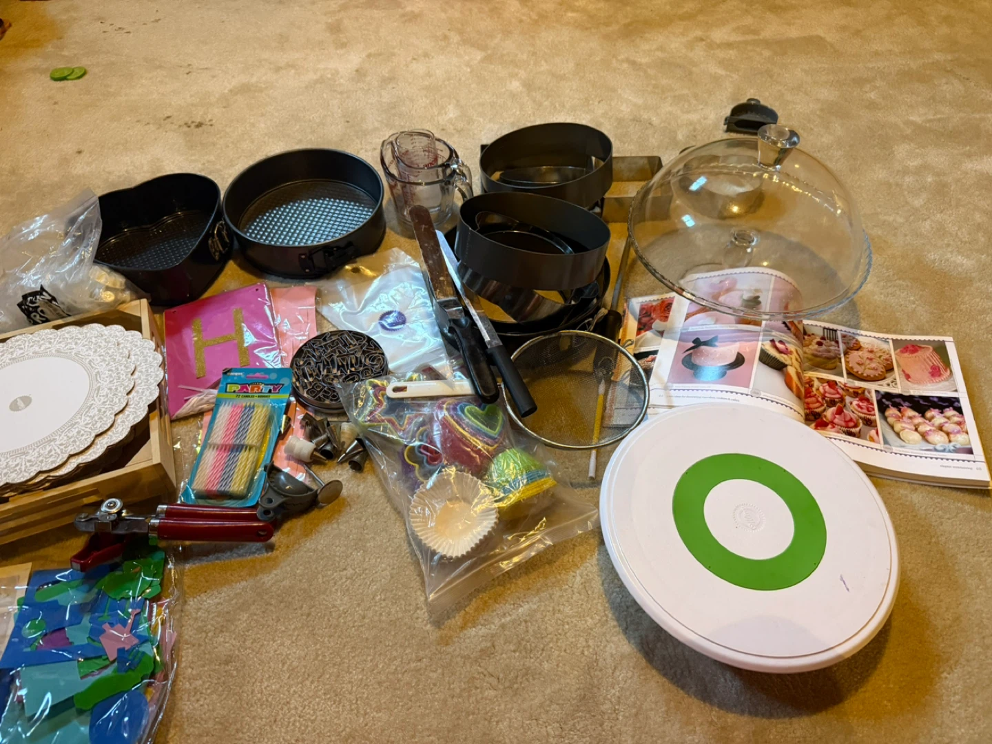 Baking Supplies Lot - Cake Pans, Decorating Tools & More! - photo 2