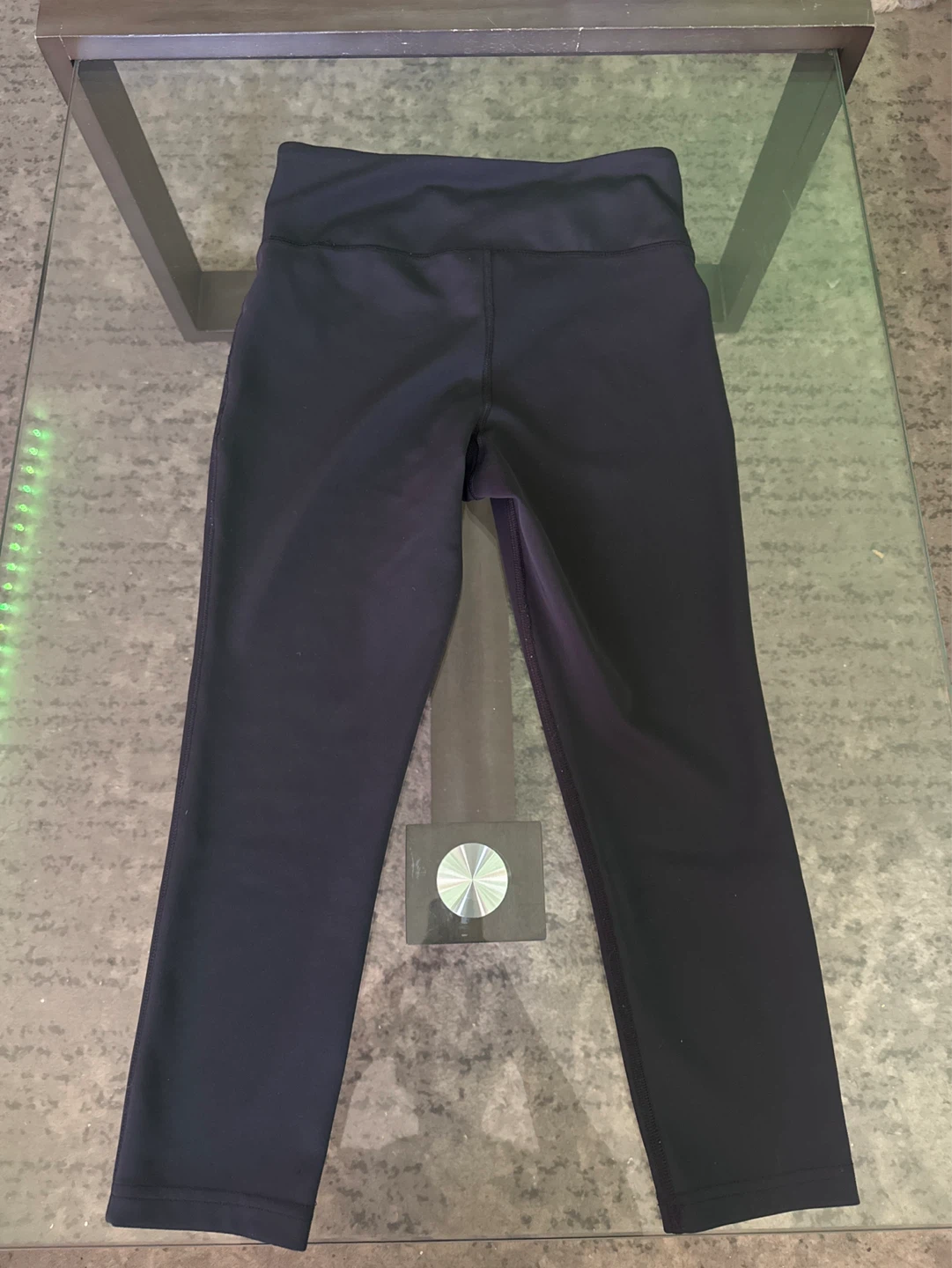 ⚽️ New Balance Women's Black Capris - Size M - photo 2