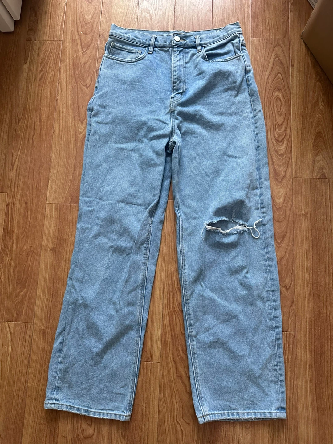 Oak + Fort Light Wash Distressed Jeans