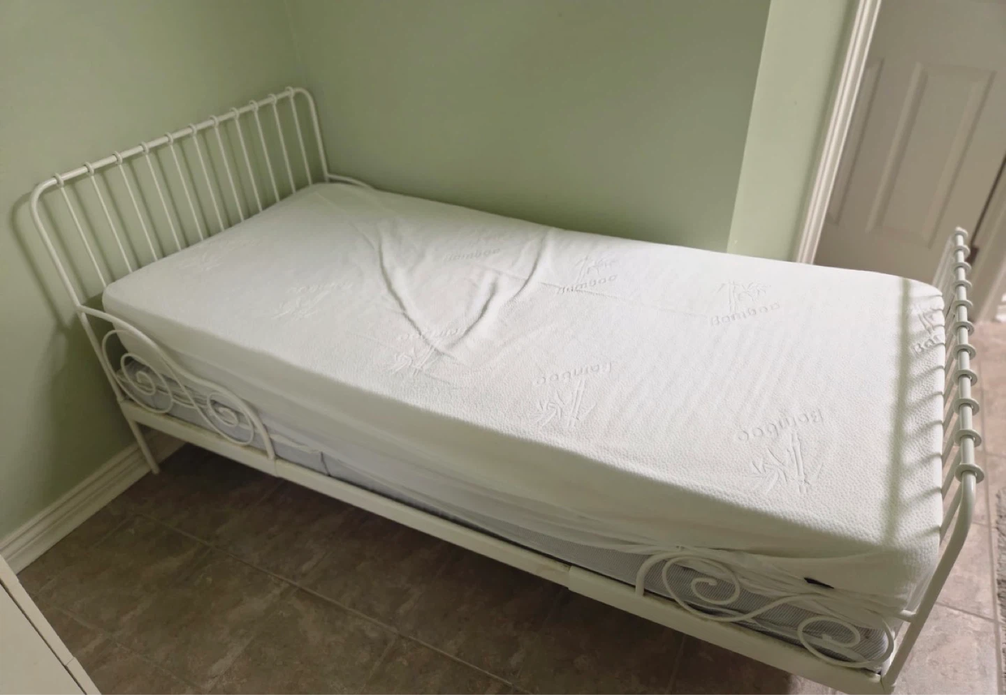 White Metal Twin Bed Frame with Mattress - photo 2