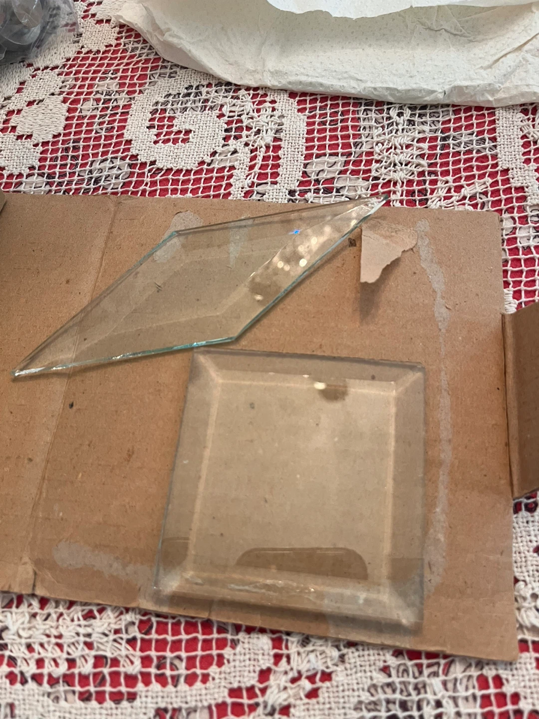 Bevelled glass for stained glass artists