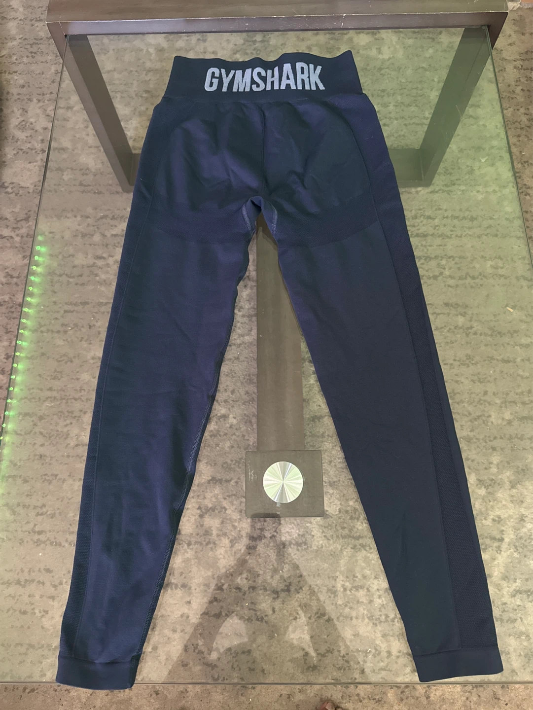⚽️ Gymshark Navy Leggings - Size M - photo 2