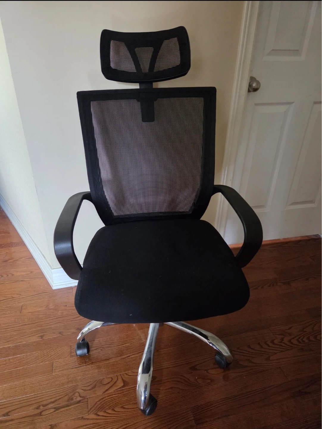 Black Mesh Office Chair