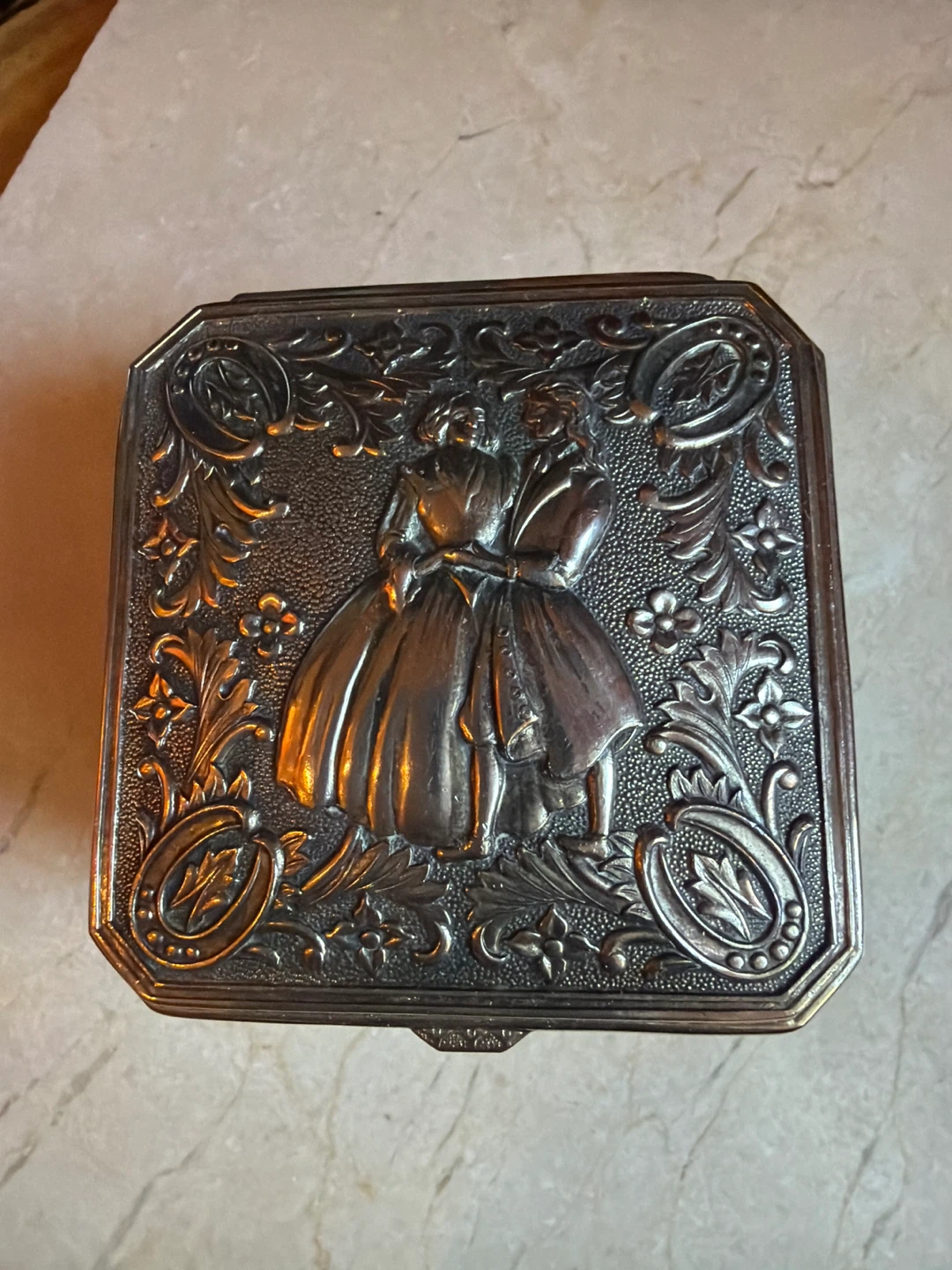 Vintage Ornate Metal Trinket Box ⚽️ - photo 3