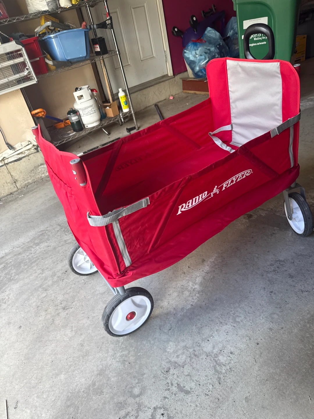 Radio Flyer Red Wagon with Seat