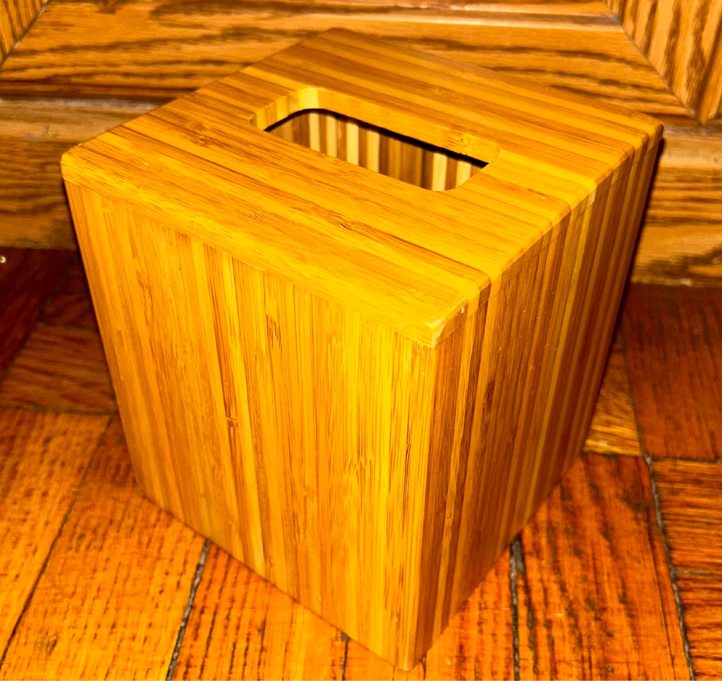 Bamboo Wood Tissue Box Cover 6x5x5” ⚽️