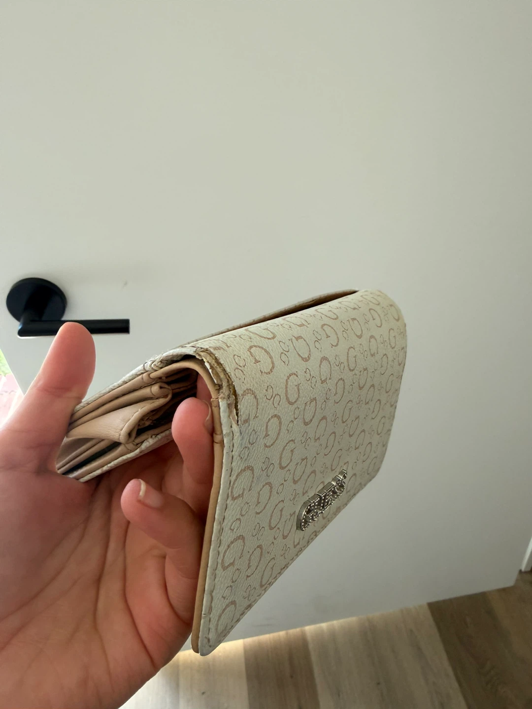 GUESS Wallet - photo 5